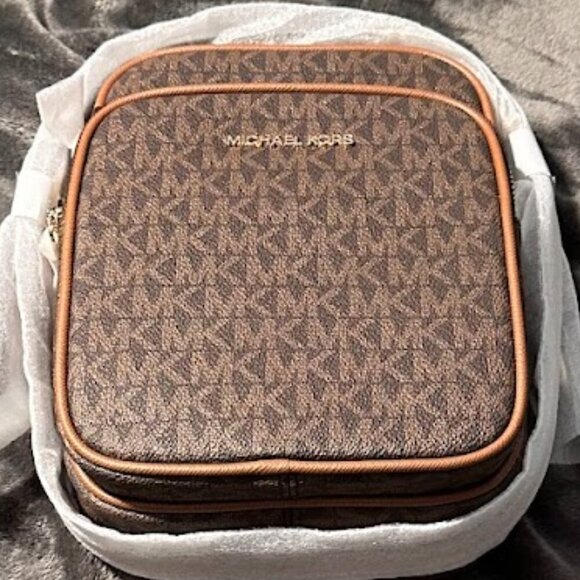 Michael Kors Jet Set Travel $398 Medium Signature Logo Crossbody Brown NWT - Picture 15 of 15
